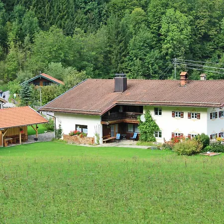 Haus Wiesler アシャウ・イム・キームガウ